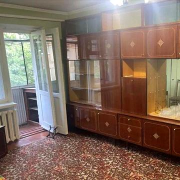 Продам 2-комн квартиру в районе Кирова просп.