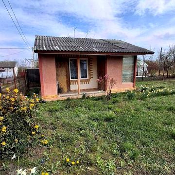 Продам цегляну дачу в межах міста