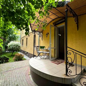 Продаж будинку 175м², 4 кім, гараж, 3 сотки. Ближній центр (Шевченківський Гай) Без комісії