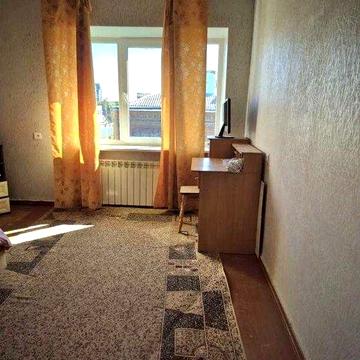 Продам 2х кімнатну квартиру на Одеській.