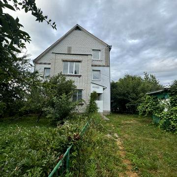 Двоповерховий будинок з мансардою в с. Трушки