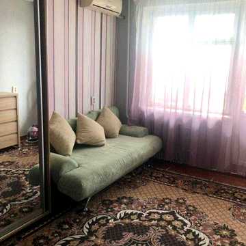 Продам 1к квартиру на Красном Камне!