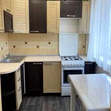 Продам 3х комн кв 2/5  Новые Дома Стадионный проезд 4/