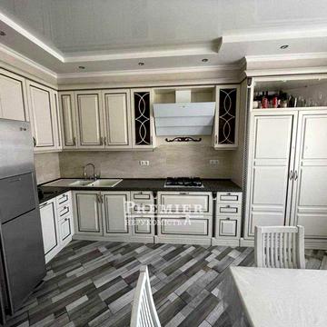 Квартира 90 м² з дизайнерським ремонтом. 1 ст. Люстдорфской дор.