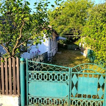 продам будинок у селі Іванів