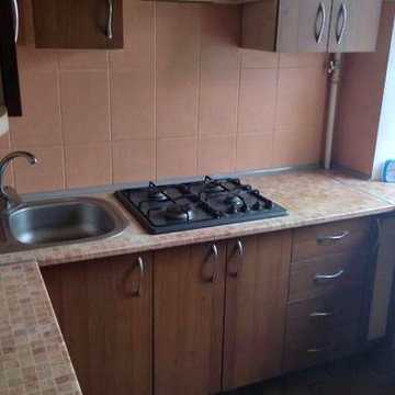 Продам 4 кімнатну квартиру на вул. Шатіло 2й поверх