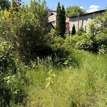 Продам старий будинок з усіма комунікациями