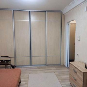 Йорданська (Лайоша Гавро) 4 м Почайна - 7 хв пішки Оболонський район