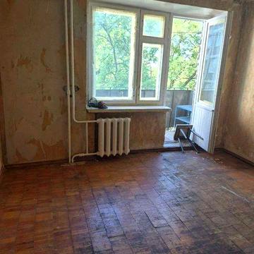 Продам 1 кімн. квартиру на Київській. 5/9 цегл.  21800