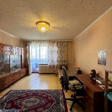 Продаж 3к Квартира Січневого Прориву вулиця