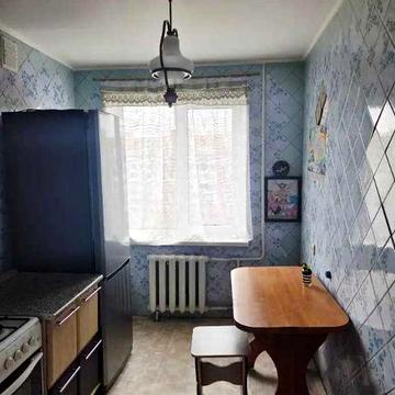 4 кім ДВОСТОРОННЯ, в багатоповерхівці, ЖИТЛОВИЙ СТАН, меблі, техніка КЛОЧКО (720966)