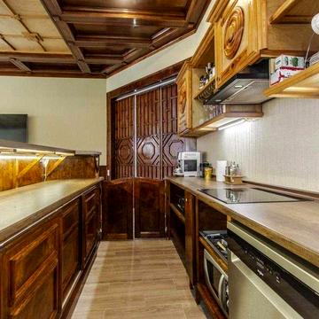 Оренда  будинку з озером 600 м² — 10 соток, 5 спалень, с. Гореничі, вул. Хоменка, Києво-Святошинський район