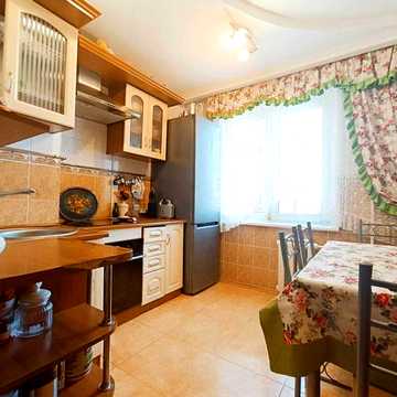 Продам 3 кімнатну квартиру на Семена Палія з ремонтом.