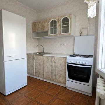 Продам 3к квартиру в гарному районі. 3й поверх