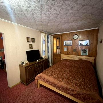 БЕЗ КОМІСІЇ Продаж затишного 2х-поверхового будинку (половина будинку) м. Вишневе