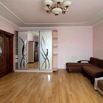 Для сімї,  можна з дітками та тваринками. Вільна для оренди 1-кімнатна квартира в новобудові біля Макдональдса, ЖК "Галактика". Читайте опис.
