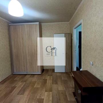 Продаж 1 к. квартири, вул. Лук"янівська, 9 .