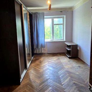 БЕЗ КОМІСІЇ продам 3-х кім. квартиру біля метро «Нивки», «Сирець»