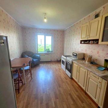 Продаж 3-к. квартири. Позняки. Григоренка, 14. Поверх 6. Гегнератор. 2 санвузли ЖК Григоренко 14
