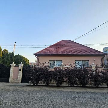 None 120000.0 USD