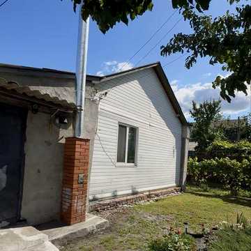 Частина будинку  під Києвом  - 45000$.