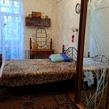 Продам 3 ком,Сталинку Центр