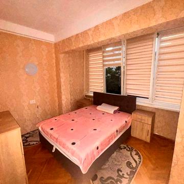 Здається 1-кімнатна квартира, вул. Миколи Ушакова, 10