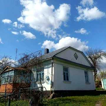 Будинок біля Клевані. Село Деревяне.