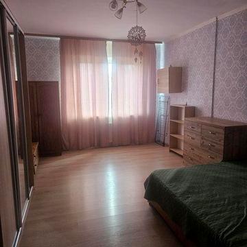 Сдам 1-ую.к-ру в новом доме,м.Академ 5-10мин.Драй-Хмары 42+паркоместо.