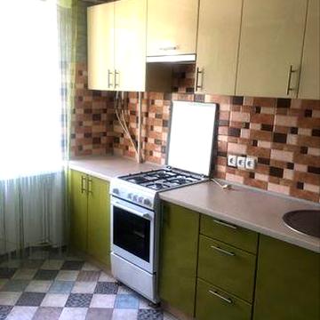 Однокімнатна квартира з автономним опаленням ( Без меблів та побутової техніки)