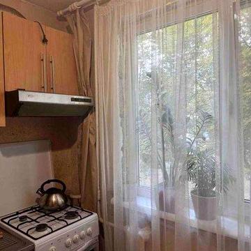 Продам 2-х комн. квартиру Одесская, Киргизская