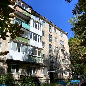 Продам 1 кім. 2/5 цегла пр-т Л. Лукʼяненко