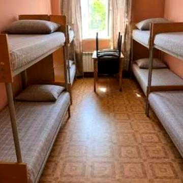 Продаж окремо розташованої Будинку 1100 м² у Подільському районі Києва