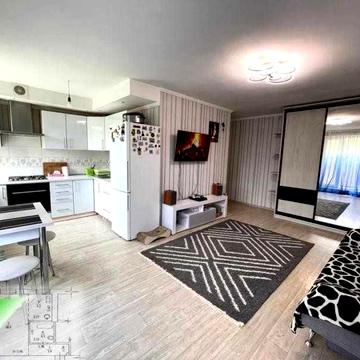 Продам 3-х кімнатну квартиру, вул. Харківських Дивізій