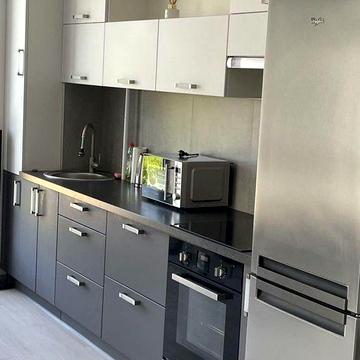 Здається велика однокімнатна квартира в ЖК Столичному