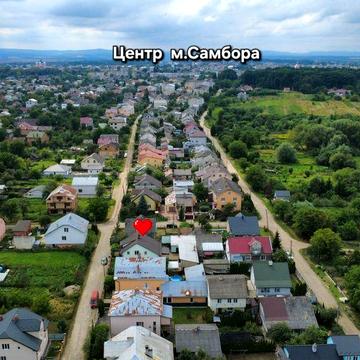 Продаж двоповерхового цегляного будинку