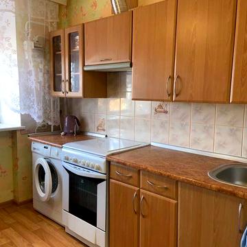Сдам на год и более 2 комнатную чешку на низком этаже
