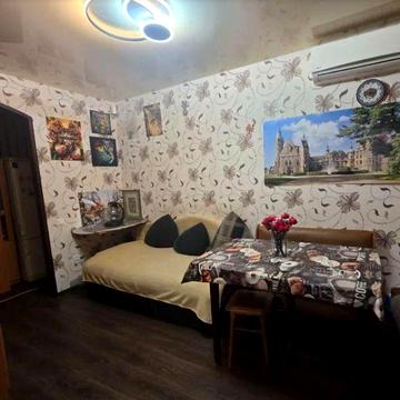 Продам 3-комн квартиру в районе Ковалевской Софьи ул.