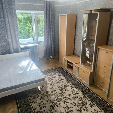 Однокімнатна Воскреснув 10000грн