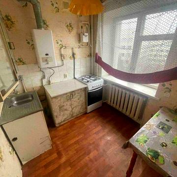 1к квартира на Південно-Заході, 3й поверх, 31м2, Цегла, Не кутова