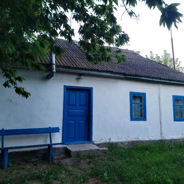 Терміново продається хата в селі Старий Биків,Чернігівська область