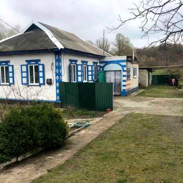 Продаж будинку на початку с. Камяні Потоки (сертифікат або субвенція)
