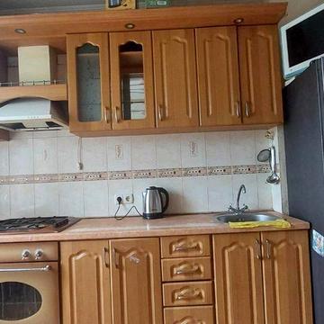 Каштанова вул., 5
