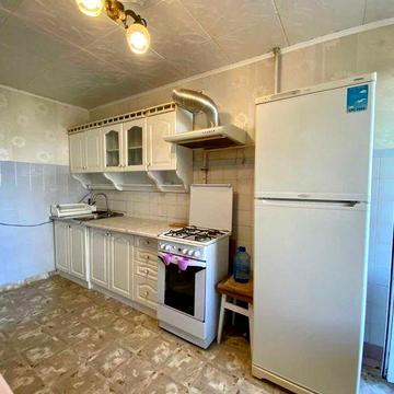 Верховної Ради 19, роздільна 2к, з газом, 5/9, м Дарниця 15хв