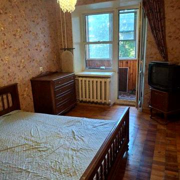 Оренда. Простора 3-кімнатна квартира. 70 квадратів. Замостянський р-н.
