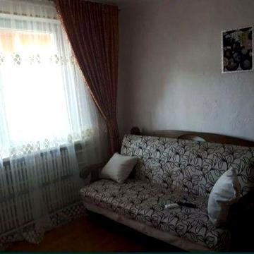 С 1 сентября до лета сдам свою 1 к квартиру Лазурная,3
