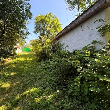 Дачна ділянка з Будинком