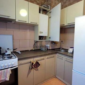 Продам 3-х кімнатну квартиру.