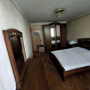 Продам 3 кімнату квартиру вул Скальда - Комарова