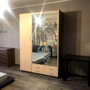 Сдаю 2 х к квартиру ул. Китобоев район 50 шк.